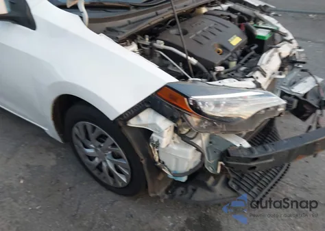 2017 Toyota Corolla Le z USA, uszkodzony, nr VIN 2T1BURHE3HC950338